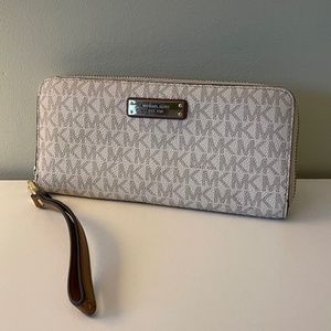 Michael Kors Large Continental Wallet in White Monogram